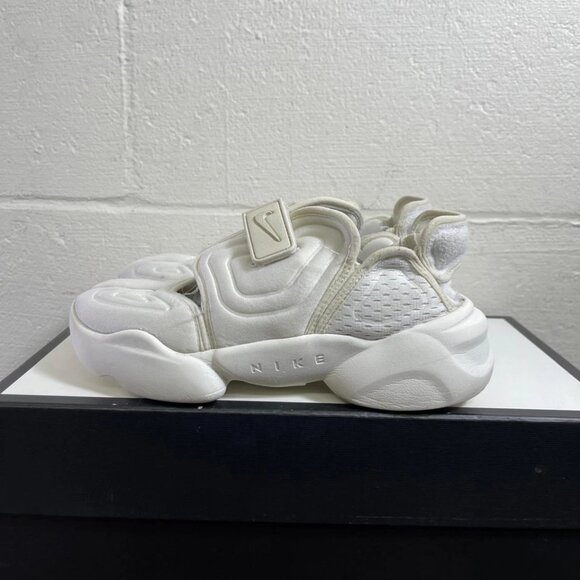 Nike Aqua Rift CW7164-100 Sail White Sneakers Hook & Loop Women's 7 US/4.5 UK - Picture 4 of 12